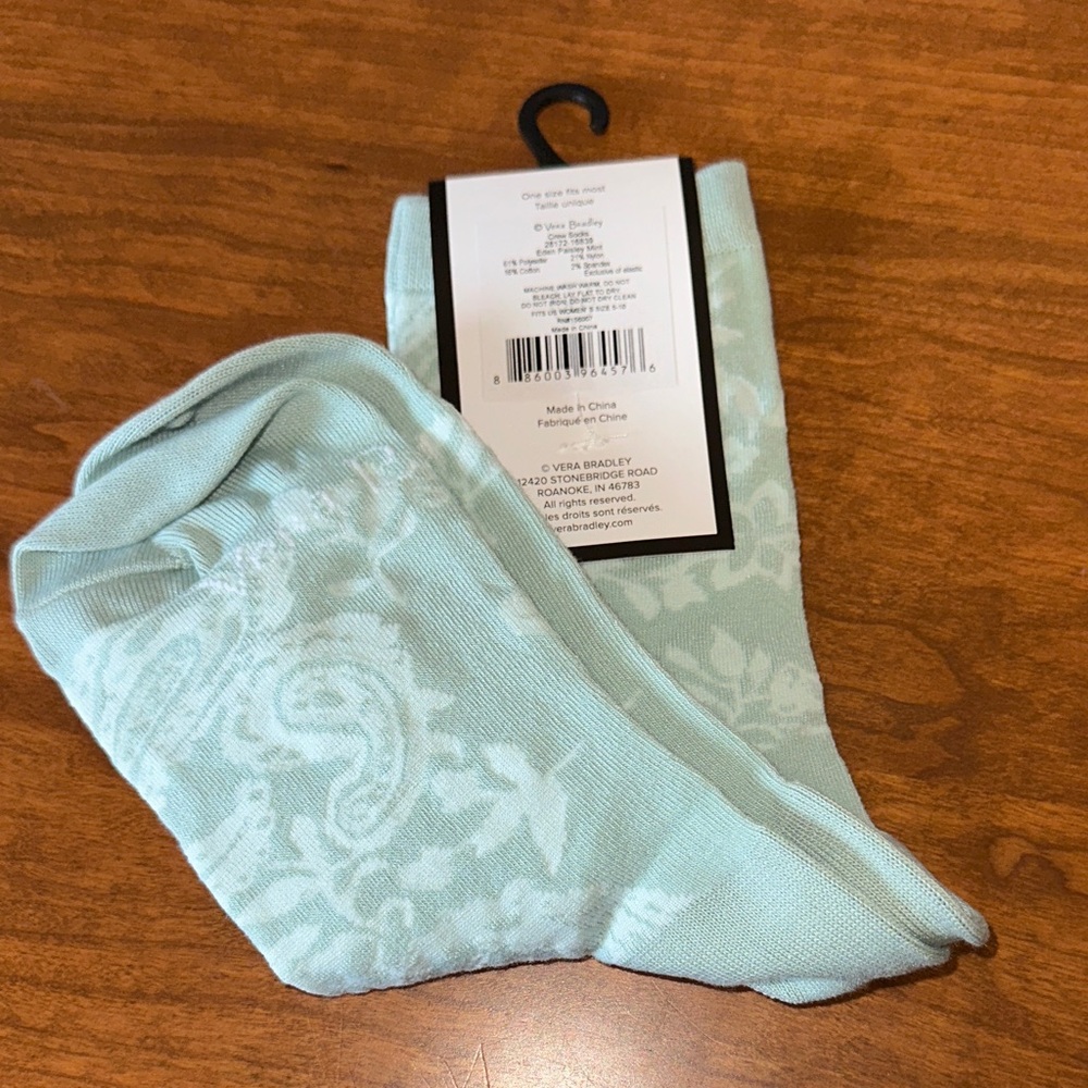 Vera Bradley womens paisley mint color Floral Crew Socks NWT - Picture 4 of 6